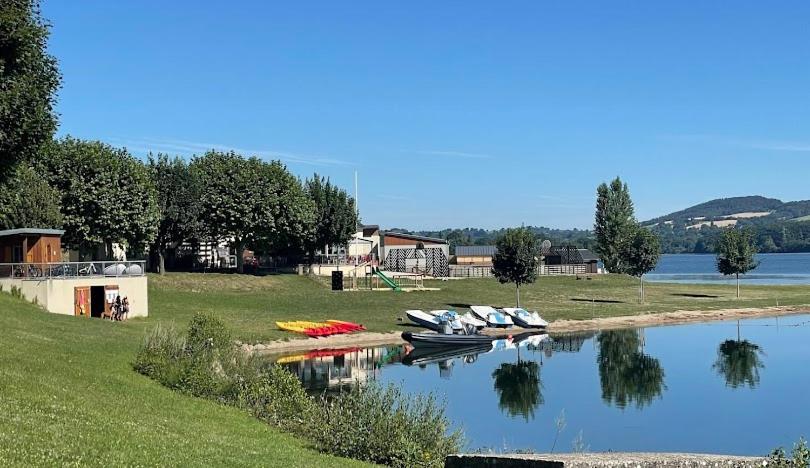 Villa Le Menhir 4 Ch Au Bord Du Lac Et Terrasse Villefranche-de-Panat Εξωτερικό φωτογραφία